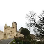 Le St Ausone : Centre Ville/parking * アングレーム