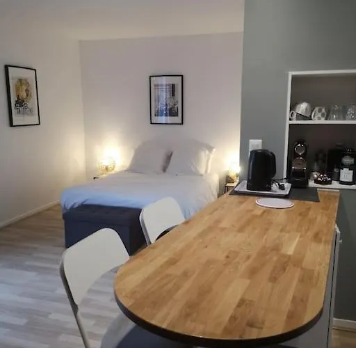 Le St Ausone : Centre Ville/parking Angouleme