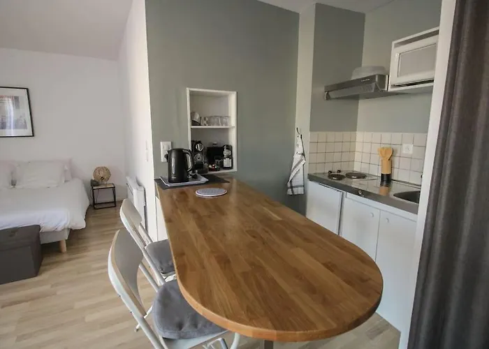 Le St Ausone : Centre Ville/parking Apartment